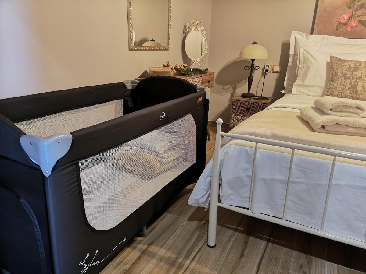 Venus Guesthouse ปอร์เตเรีย ภายนอก รูปภาพ