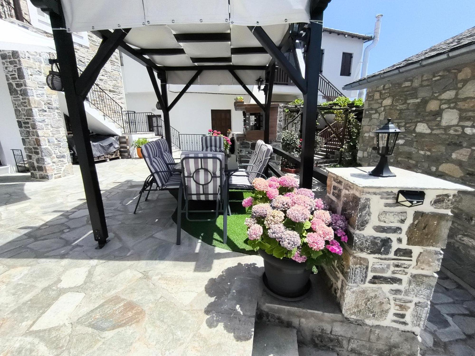 Venus Guesthouse ปอร์เตเรีย ภายนอก รูปภาพ