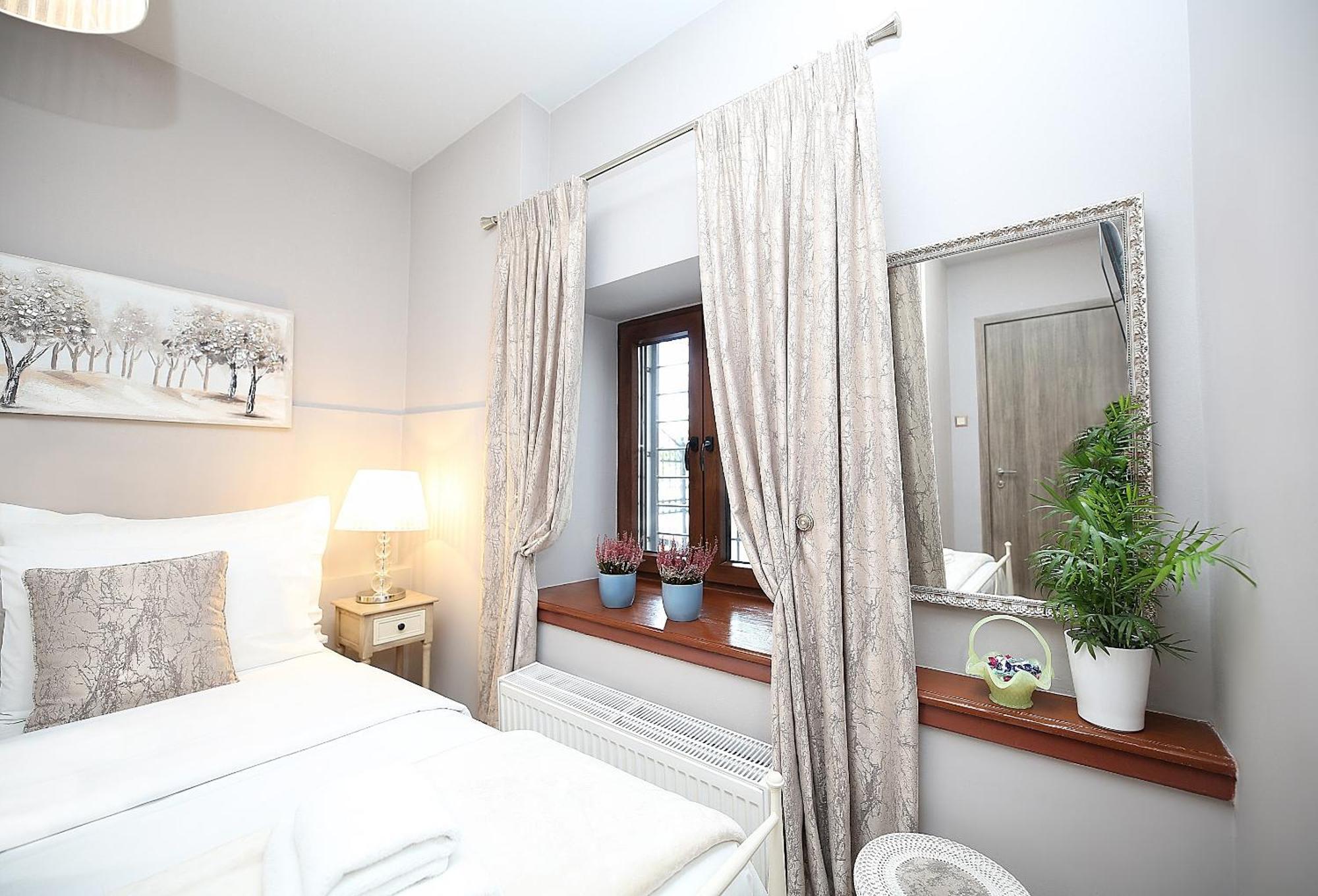 Venus Guesthouse ปอร์เตเรีย ภายนอก รูปภาพ