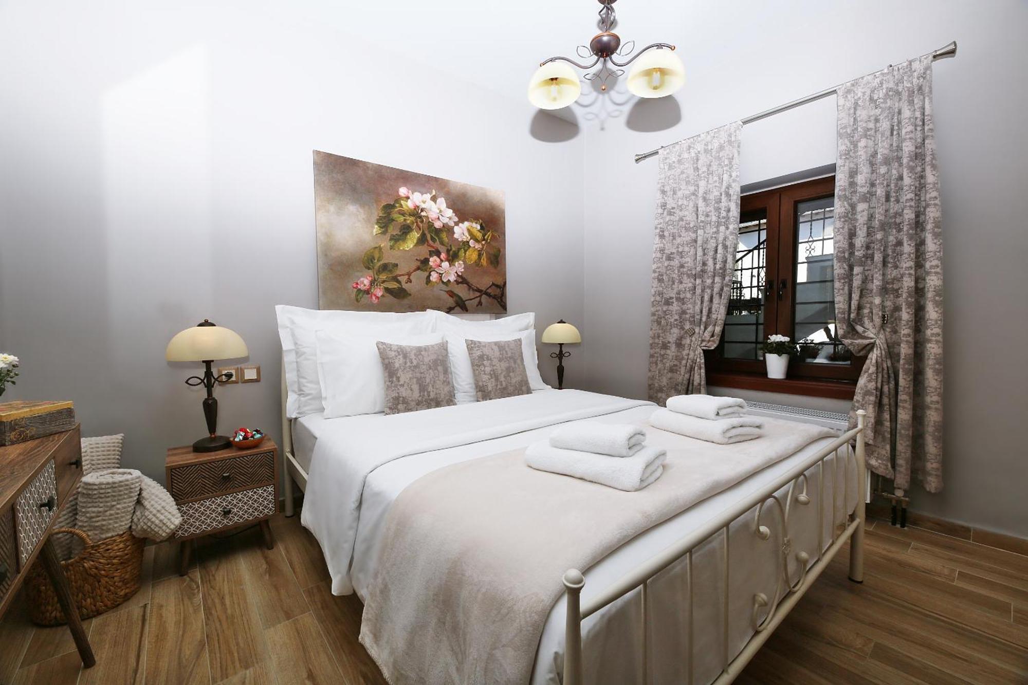 Venus Guesthouse ปอร์เตเรีย ภายนอก รูปภาพ