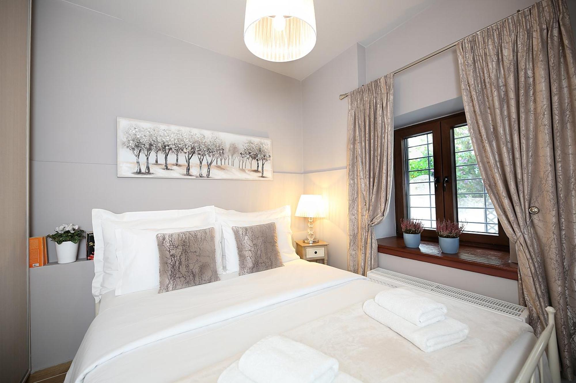 Venus Guesthouse ปอร์เตเรีย ภายนอก รูปภาพ